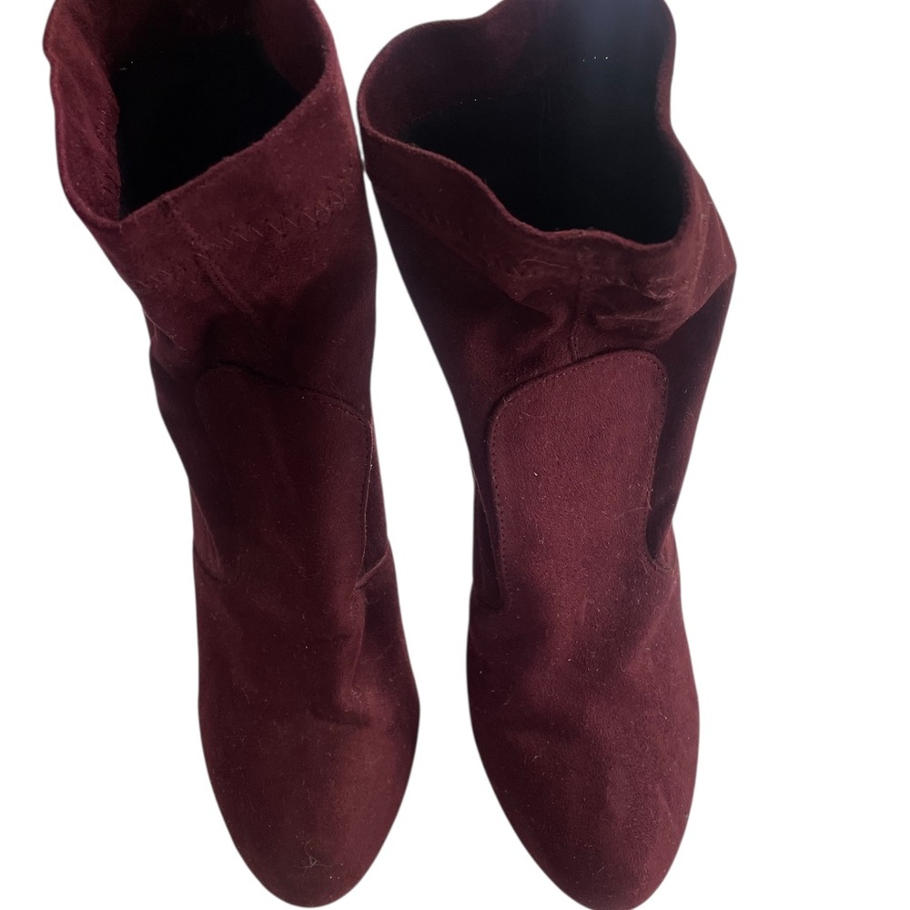 Plum ankle bootie chunky Heeled Boots with Sleek Silhouette, size 7 - Picture 8 of 10